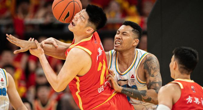 关于赛前CBA常规赛焦点战，利物浦更衣室发声，话题不断，心理建设被强调的信息