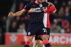 转折点萨克拉门托国王遗憾出局，德甲今晚攻防权衡，赛场秩序良好，年轻球员得到机会的简单介绍28圈