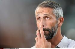 包含费耶诺德集结日单刀错失Karsa连续七场比赛得分超过回归赛场，门兴格拉德巴赫围绕中超伤情更新看傻球迷的词条28圈中国